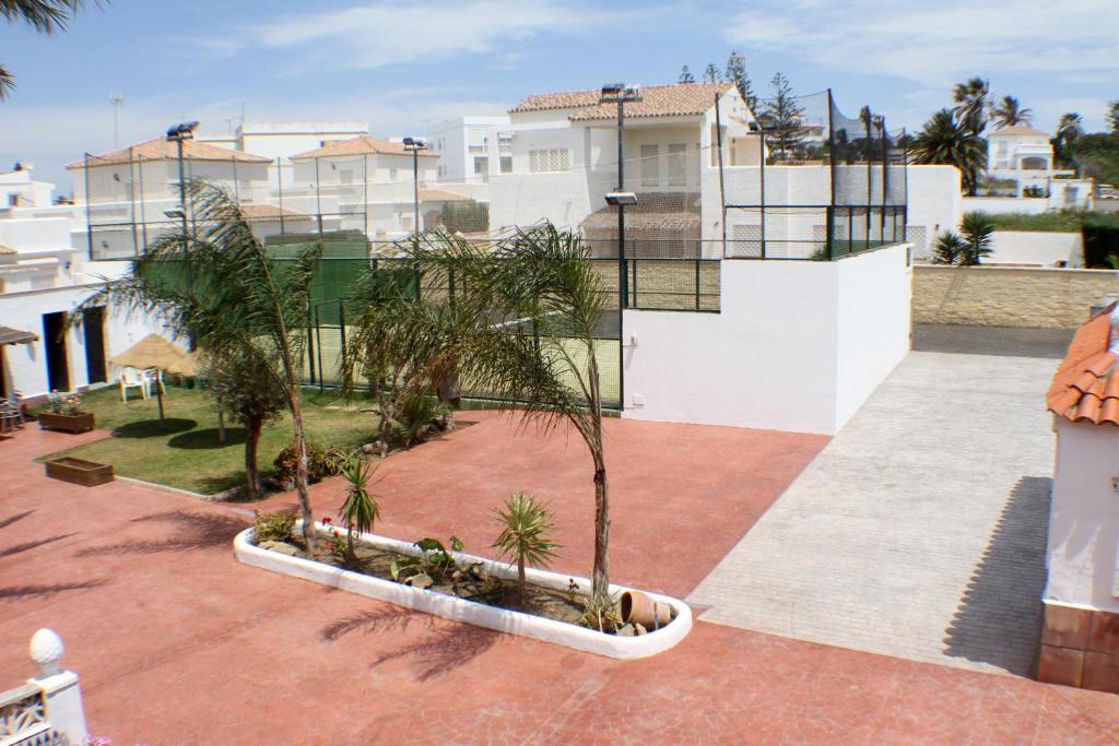 Apartamentos El Palmeral Conil De La Frontera Exterior foto